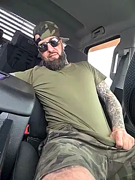 Beardedtattood live sex cam