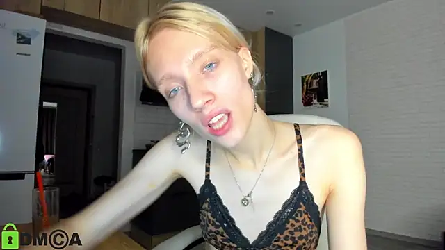 _Alice_Kitty live sex cam