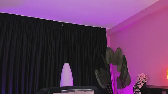 KimP0ssible live sex cam