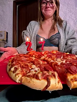 selenaluvv live sex cam