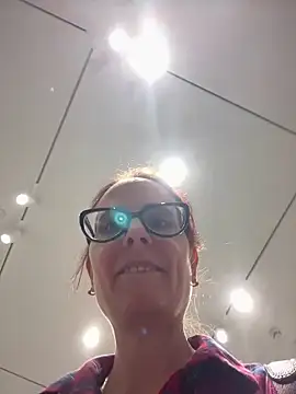 NataKitten live sex cam