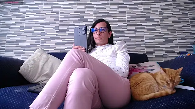 VioletaGomez_Co live sex cam