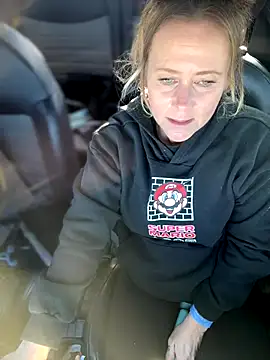 SummerBlueMoon live sex cam