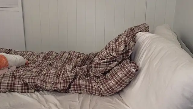 lilleambi live sex cam