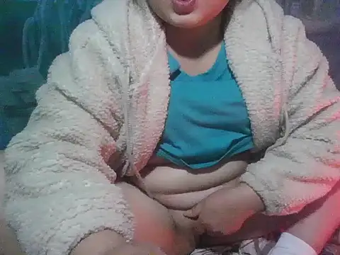 PhamPhung live sex cam