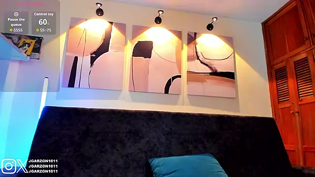 _joansoto live sex cam