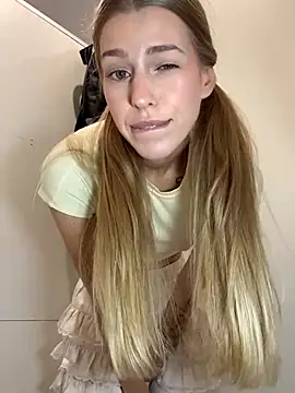 kira_mia live sex cam