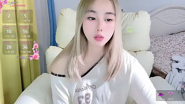 Caitlyn__ live sex cam