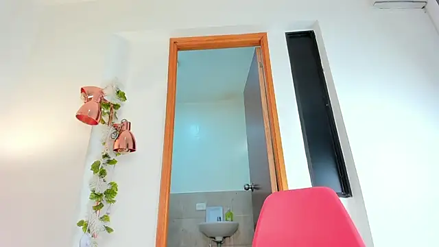 Nicole_Paradise live sex cam