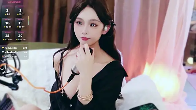 Chanee-9 live sex cam