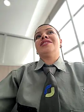 Ariana-07 live sex cam