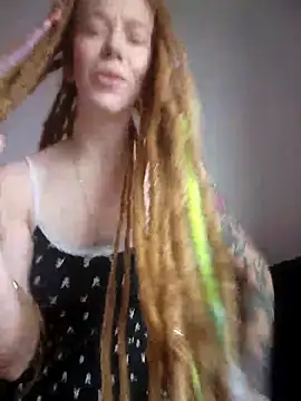 LucidLucy live sex cam