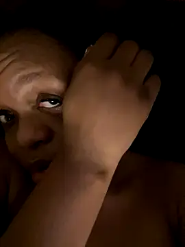 Boneca25 live sex cam