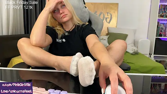unicornsfeet live sex cam