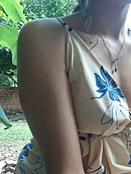 HelenHoltz live sex cam