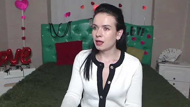 JasmineKouch live sex cam