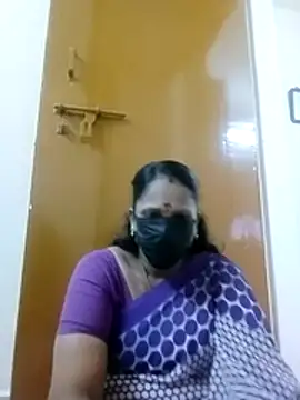tamilammu1431 live sex cam