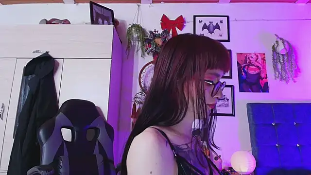 bathory_vamps live sex cam