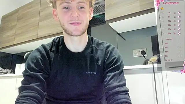 DominantAlex18 live sex cam