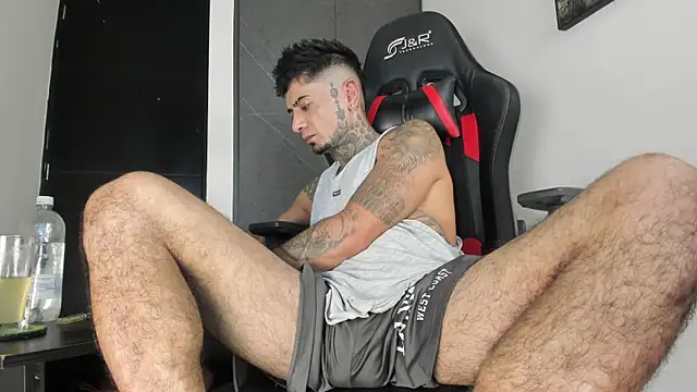 sergiio_mesa27 live sex cam