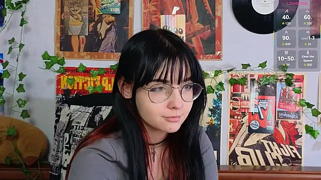 BereniceBattersby live sex cam