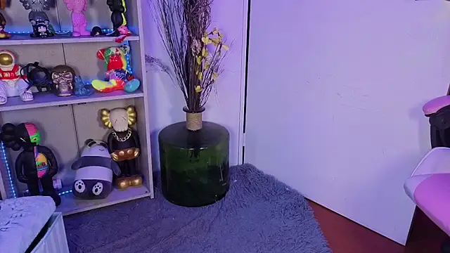 EmilyMiller_ live sex cam