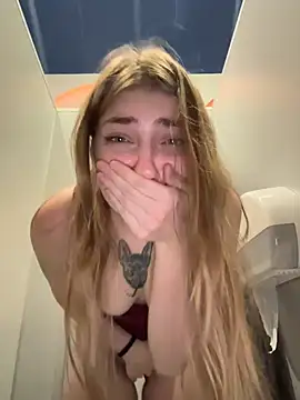 Sunny___Bunny live sex cam