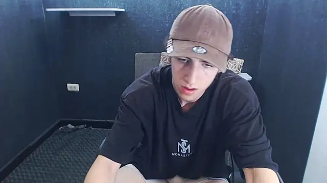 Kerverr_ live sex cam