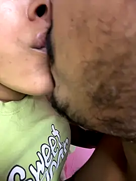 Priyajaanbaby live sex cam