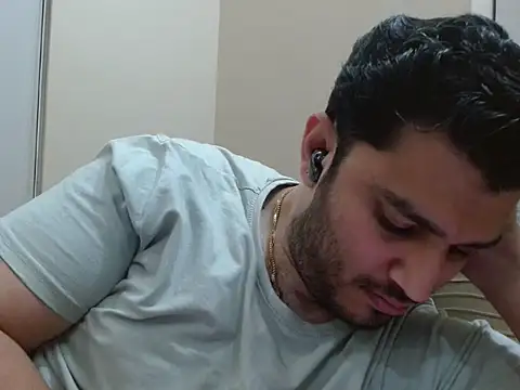 robintoit live sex cam