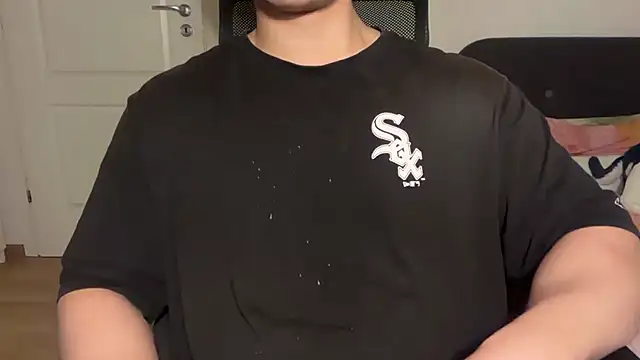 jungcock3210 live sex cam