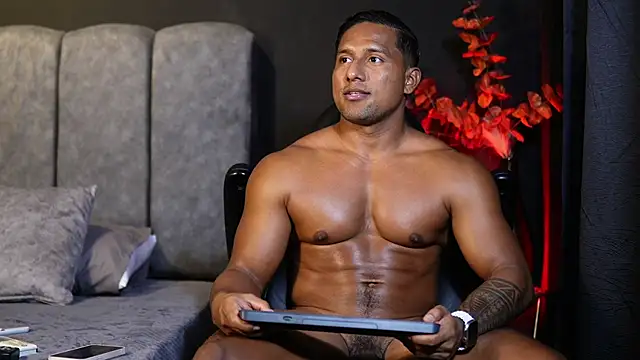 CallumMuscle live sex cam