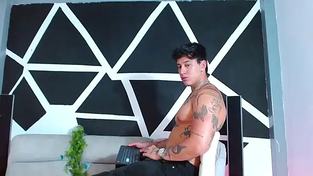 JUSTIN_FULLER1 live sex cam
