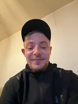 Crevette311 live sex cam