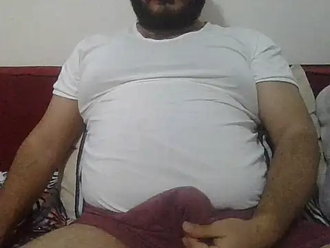 UrfavSlaveBitch live sex cam