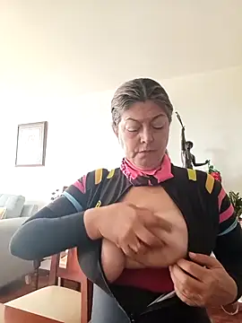 emma_tour live sex cam