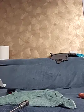 Virggin_Squirt live sex cam