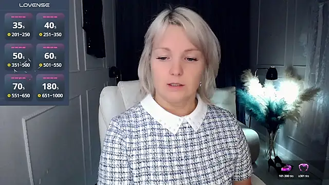 Juarnea live sex cam