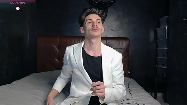 DanielCrush1 live sex cam