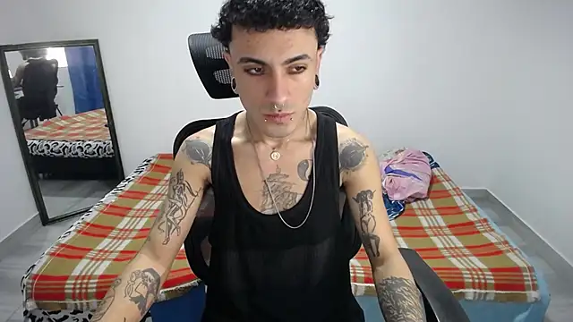 present_the_magic live sex cam