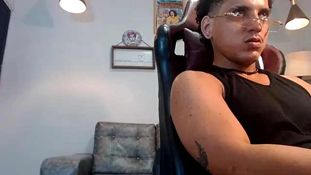 Xfire_boy69 live sex cam