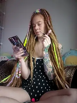 LucidLucy live sex cam