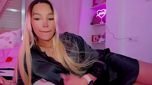 _viioletweekend_ live sex cam