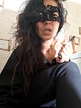 EmySkinny85 live sex cam