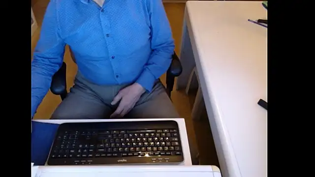 dutchpornking live sex cam