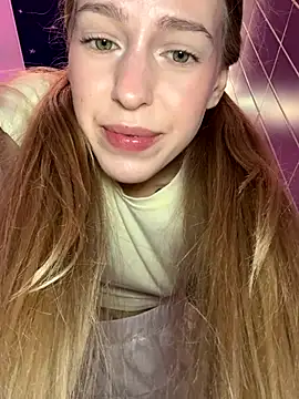 kira_mia live sex cam