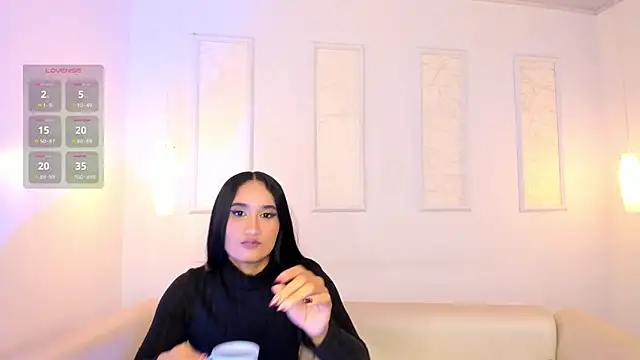 amaraa_lewiis live sex cam