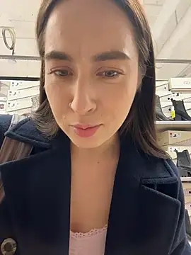 Holly_Play live sex cam