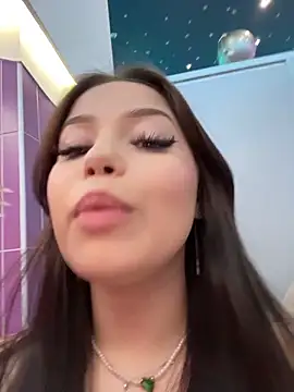 Chloe__Moon live sex cam