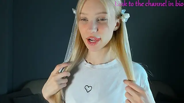 18ki_ra18 live sex cam